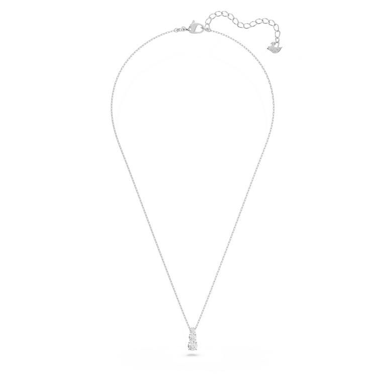 Wisiorek Swarovski Stilla Attract z trzema kryształami pokazany z całym łańcuszkiem