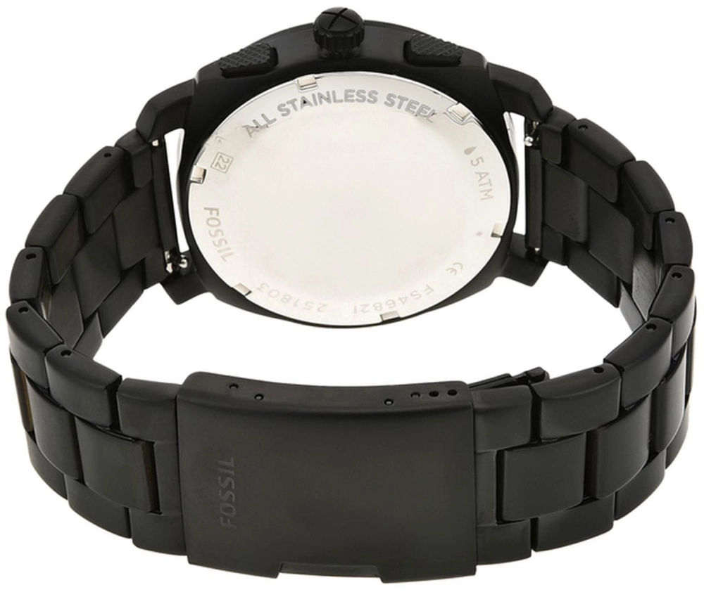 Detal dekla, zapięcia i czarnej stalowej bransolety zegarka Fossil Machine Mid-Size Chronograph